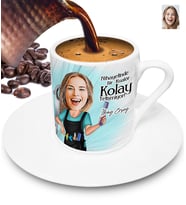 Nihayetinde Kuaför Kolay Yetişmiyor Kişiye Özel Karikatürlü Türk Kahvesi Fincanı (Beyaz)