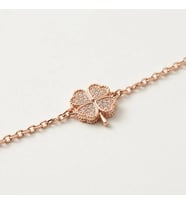 925 Ayar Yonca Figürlü Taş Detaylı Rose Gold Zincir Bileklik
