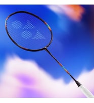 Yonex Nanoflare 700 Tour (Kordajsız) 4U (Ort. 83g) G5 Badminton Raketi (Siyah)