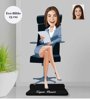 Kişiye Özel İş Kadını Ahşap Eco Biblo -3