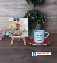 Anneanneye Hediye Fotoğraflı Dekoratif Taş, Ahşap Altlıklı Türk Kahvesi Fincanı Hediye (Model 8)