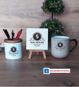 Baş Harf ve İsim Soyisim Dekoratif Taş, Kalemlik, Sihirli Oval Kupa Bardak Hediye