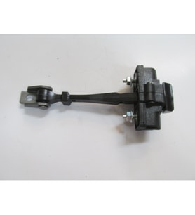RENAULT CAPTUR- 13/19; ARKA KAPI DURDURUCUSU SAĞ/SOL AYNI (ADET) (KAPI GERGİSİ) 824305607R 1416-2825