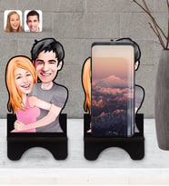 BK Gift Kişiye Özel Sevgililer Karikatürlü Ahşap Biblo Telefon Standı-86