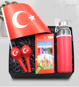 23 Nisan'a Özel Deri Kılıflı 500 Ml Kırmızı Su Matarası & Türk Bayrağı & 2'li Balon & Faber-Castell 12'li Boya Kalemi Hediye Seti