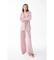 Kadın Pembe Önden Düğmeli Rahat Kesim Pijama Takımı – Günlük Ev Giyim Seti