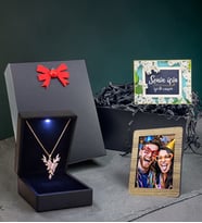 Kişiye Özel Led Işıklı Kutusunda 925 Ayar Gümüş Kelebek Kolye & Fotoğraflı