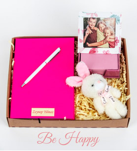 Kişiye Özel Hediye Seti-Peluş Tavşan Anahtarlık- Pembe Defter- Beyaz Tükenmez Kalem-Fotoğraflı Bloknot