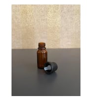 10ml kahvrengi şişe, içten damlalıklı kapak,12 adet Siyah damlatmalı kapak, Esans şişesi, Boş şişe, Aroma Şişesi (Amber)
