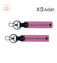Arkadaşa Doğum Günü Jest, İsim Soyisimli 2’li Anahtarlık Seti, Pembe