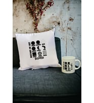 History Of Art Kupa Bardak ve Yastık Set (Beyaz)