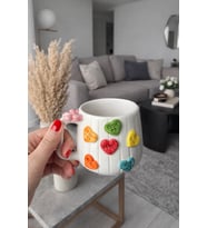 Renkli Kalp Detaylı Seramik Kupa