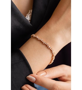 Asimetrik Baget Taşlı Rose Gold Altın Bileklik (Karışık)