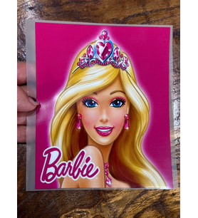 17X15 CM ÜTÜ İLE YAPIŞAN BARBİ KIZ TRANSFER BASKI ARMA TİŞÖRT KOT ARMA