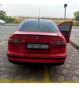  Seat Toledo Bagaj Üstü Spoiler Bagaj Çıtası Piano Black