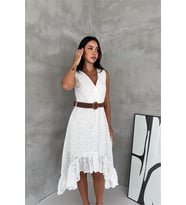 Neşeli butik kadın beyaz fisto işlemeli kemerli midi boy asimetrik elbise NBK4673
