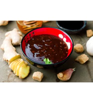 Teriyaki Sos 615 ml – Japonesque Sıkma Şişe – Et, Tavuk, Balık & Sebze İçin Premium Marinasyon ve Pişirme Sosu