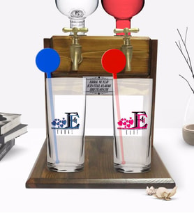 BK Gift Kişiye Özel Renkli Baskılı Harfli İkili Vodka Bardağı ve Çift Musluklu Doğal Ahşap Vodka Standı-2 (Model 1)