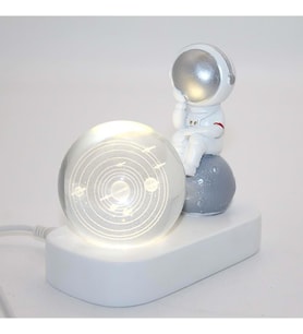 Astronot Ledli Küre Dekoratif Hediyelik (Karışık)