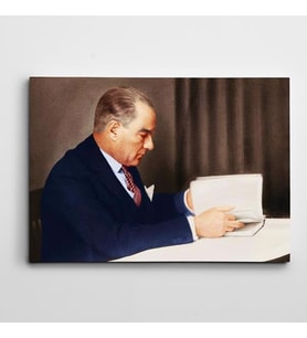 Atatürk Kitap Okurken Kanvas Tablo