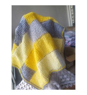 Sarı Gri Renk Bloklu Kadife Bebek Battaniyesi Handmade