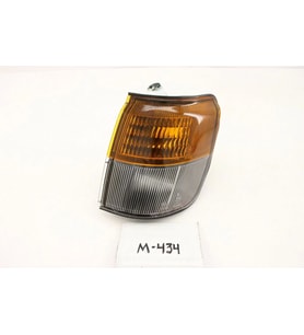Sınyal Lambası Sol Japon Pajero (V1, V2, V3, V4) 2.6:3.0 V6:3.5 V6:2.5 Td 91-97 (Oem No: Mb831081)