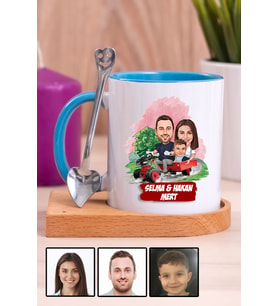 Üç Kişilik Aileye Özel Karikatürlü Ahşap Altlıklı Mavi Kupa Bardak