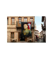 Üniformalı Gazi Mustafa Kemal Atatürk- Ay Yıldız Bayrak Poster Bayrak Premium Raşel Kumaş 300x450cm ATA17