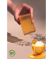 Propolisli bal sabunu peeling etkili (Ballı şeffaf sabun B vitaminli)