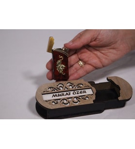 Çakmak Kişiye Özel İsim Yazılı ve Mdf Tasarım Kutulu No:147