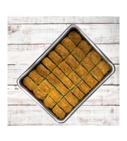 Fıstıklı Kuru Baklava 650 Gr Tepsi Hediye