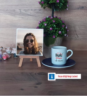 Diyaliz Teknisyeni Fotoğraflı Dekoratif Taş, Ahşap Altlıklı Türk Kahvesi Fincanı Hediye Diyaliz Teknisyenine Hediye (Model 4)