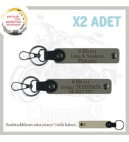 Motorcu Dostlara Özel, İsim Plaka ve 0 Rh (+) Kan Grubu Güvenli Sürüş x2' li Anahtarlık, Kül Gri-SK (Çok Renkli)