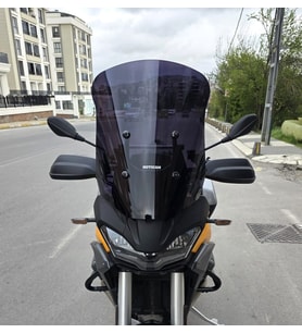 MOTOCAM Moto Guzzi V100 Mandello Ön Cam 2022-2026 Model 57cm Siyah Renkli 4mm