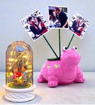 Kişiye Özel Hediye Seti 3 Fotoğraflı Sevimli Pembe Kaplumbağa ve Led Işıklı Fanus (Model 8)