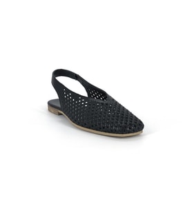 MAMMAMİA D26YS-2700 BURNU KAPALI DELİKLİ DERİ KADIN SANDALET