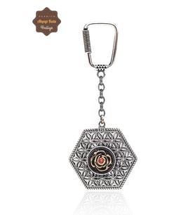 Yakut Taşlı Çiçek Model Telkari İşlemeli 925 Ayar Gümüş Anahtarlık 201024030
