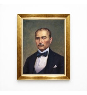 Tablore Atatürk Papyonlu Portre Kanvas Tablo Modern Sanat Altın Renk Çerçeveli