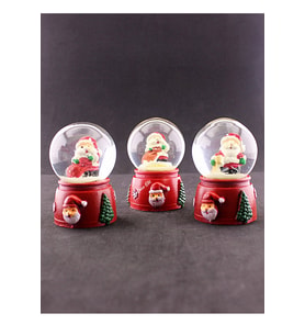 Dekoratif Yeni Yıl Hediyesi 3 Adet Noel Baba Temalı Karışık Mini Boy Işıklı Kar Küresi 6,5 cm