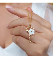 Vaoov 925 Ayar Gümüş Sedef Çiçekli Anahtar Kolye (Gold)