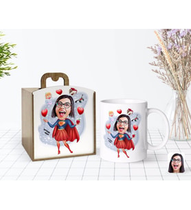 BK Gift Kişiye Özel Ahşap Kutuda Anneler Günü Temalı Süper Anne Karikatürlü Beyaz Kupa Bardak-1