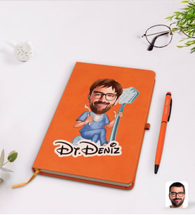 BK Gift Kişiye Özel Erkek Diş Hekimi Karikatürlü Turuncu Termo Deri Defter Kalem Seti Model 2