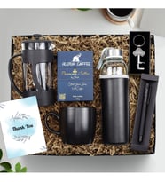 Kişiye Özel Siyah Mat Roller Kalem & Özel Deri Kılıflı 500 Ml Su Matarası & Siyah Mat Kupa & Siyah French Press & Alerya Premium Filtre Kahve & Açacaklı Anahtarlık Hediye Seti