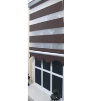 Zebra Stor Perde Kahverengi  Etek Dilimli ST 004