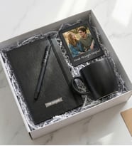 Kişiye Özel Fotoğraflı Çerçeve & Siyah Defter & Siyah Roller Kalem & Siyah Kupa Hediye Seti