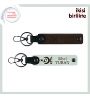 Yılbaşı İçin Vatan Temalı Hediye – Ayyıldız Kurt Göktürk İsimli Anahtarlık Seti, Koyu Kahve-Beyaz