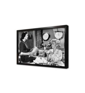 Siyah Beyaz Marilyn Monroe Çerçeveli Cam Tablo