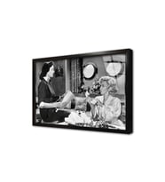 Siyah Beyaz Marilyn Monroe Çerçeveli Cam Tablo