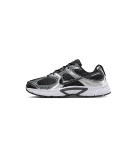 Nike V5 RNR Erkek Spor Ayakkabı