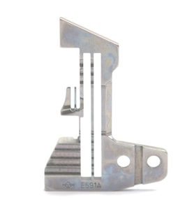 Siruba Overlok 4 İp Kıstırma Plaka / E591A